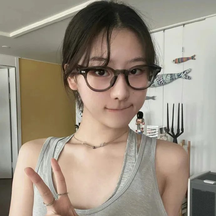 脸庞